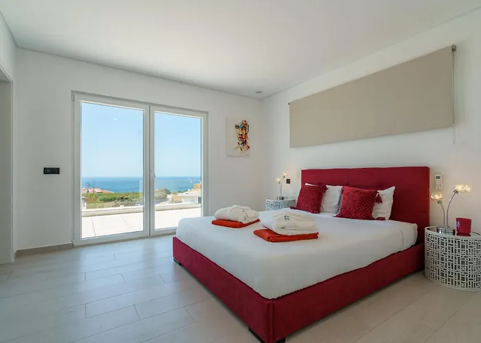 Carpe Diem, Stunning With Ocean View Villa Lourinhã